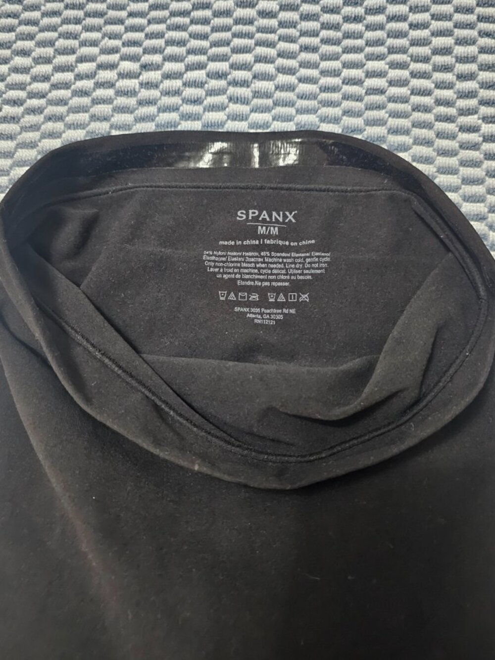 SPANX Higher Power High-Waisted Mid-Thigh Shaping Shorts - Size Medium Black NEW - Picture 4 of 4